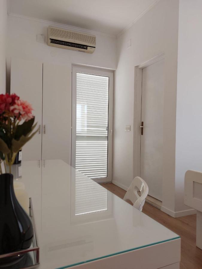 Apartmani Макарска Екстериор снимка