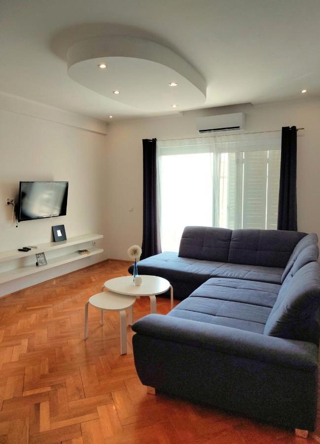 Apartmani Макарска Екстериор снимка