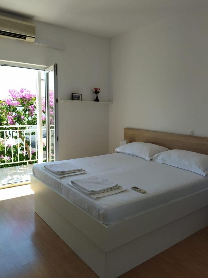 Apartmani Макарска Екстериор снимка