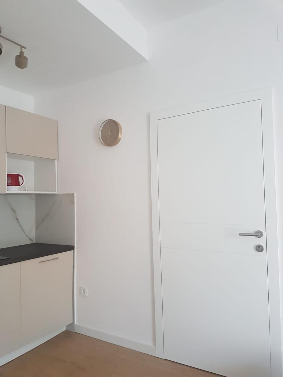 Apartmani Макарска Екстериор снимка