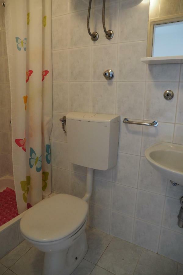 Apartmani Макарска Екстериор снимка