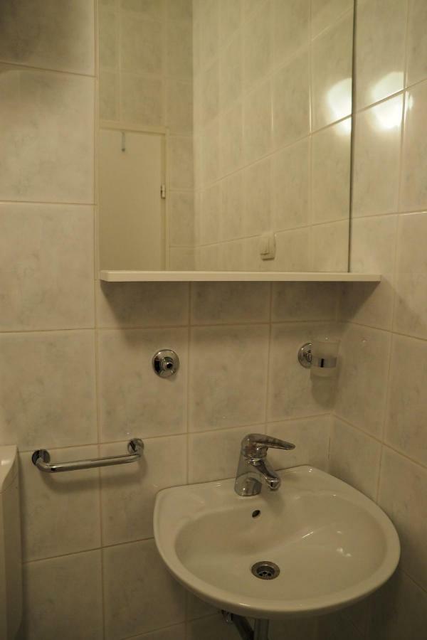 Apartmani Макарска Екстериор снимка